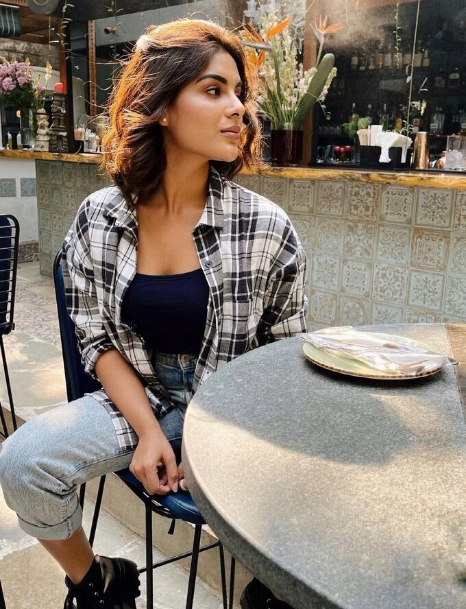 Actress And Model Samyuktha Menon Image collection