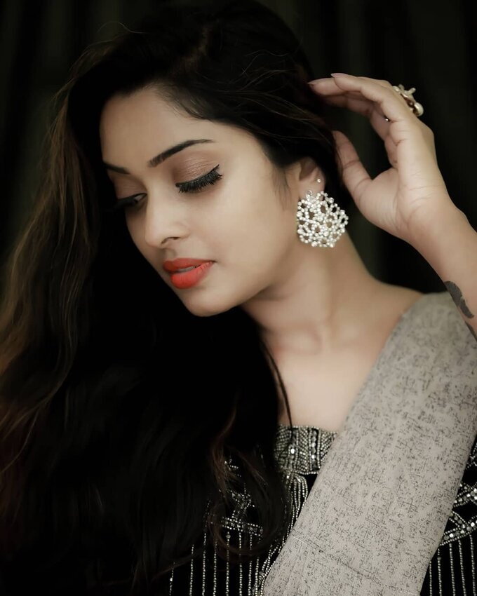 Actress And Model Sunu Lakshmi Image Collection