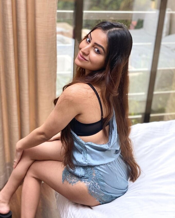 Actress And Model Symrann Kaur Latest Image Collection