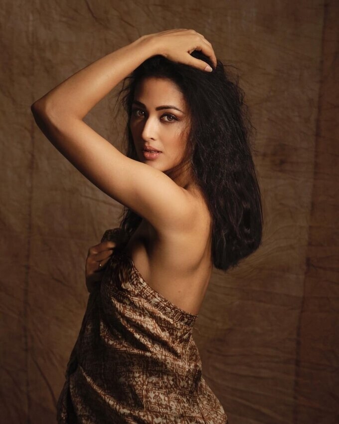 Actress And Model Vidisha Srivastava Latest Photoshoot