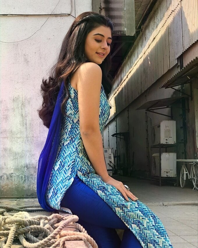 Actress And Model Yesha Rughani Latest Image Collection