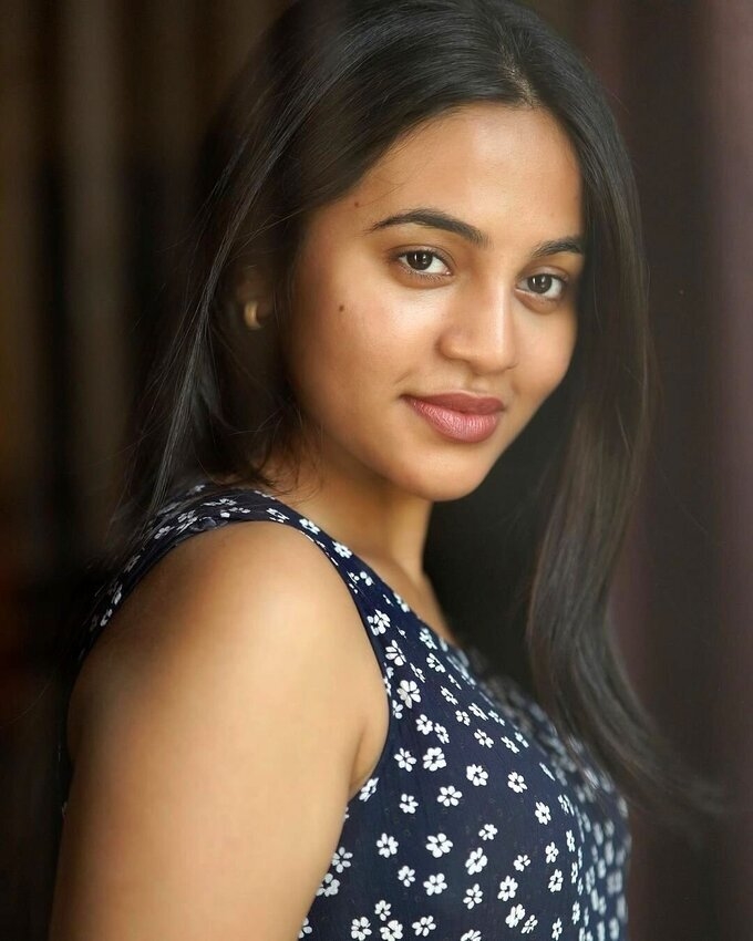 Actress Bhavani Sree Latest Cute Images