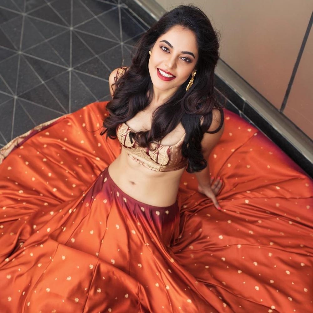 Actress Bindu Madhavi Image Collection