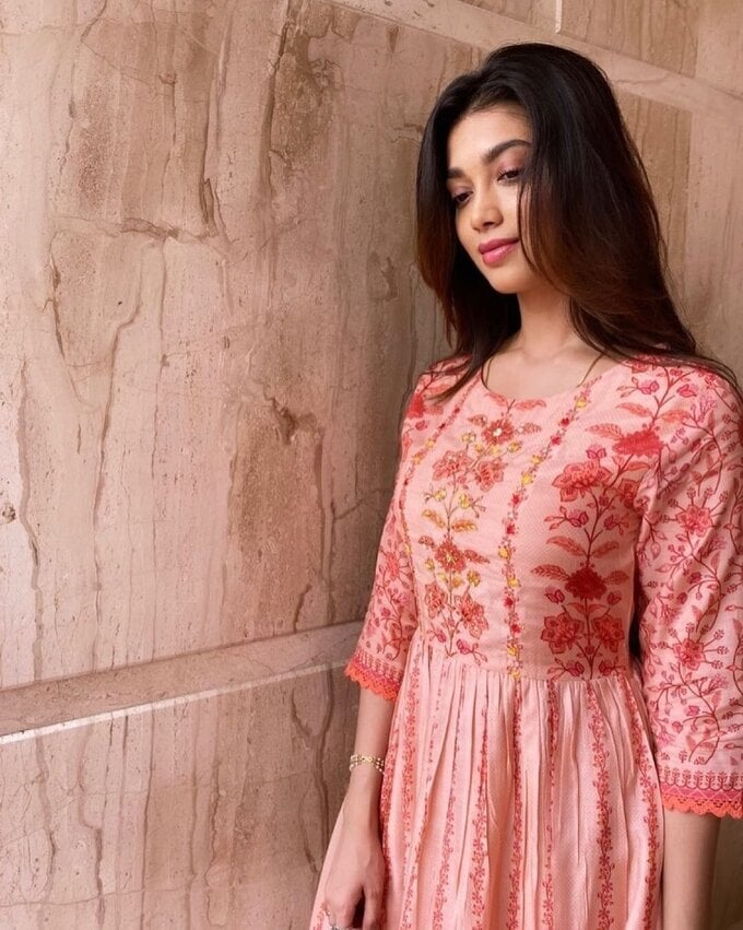 Actress Digangana Suryavanshi Latest Image Collection