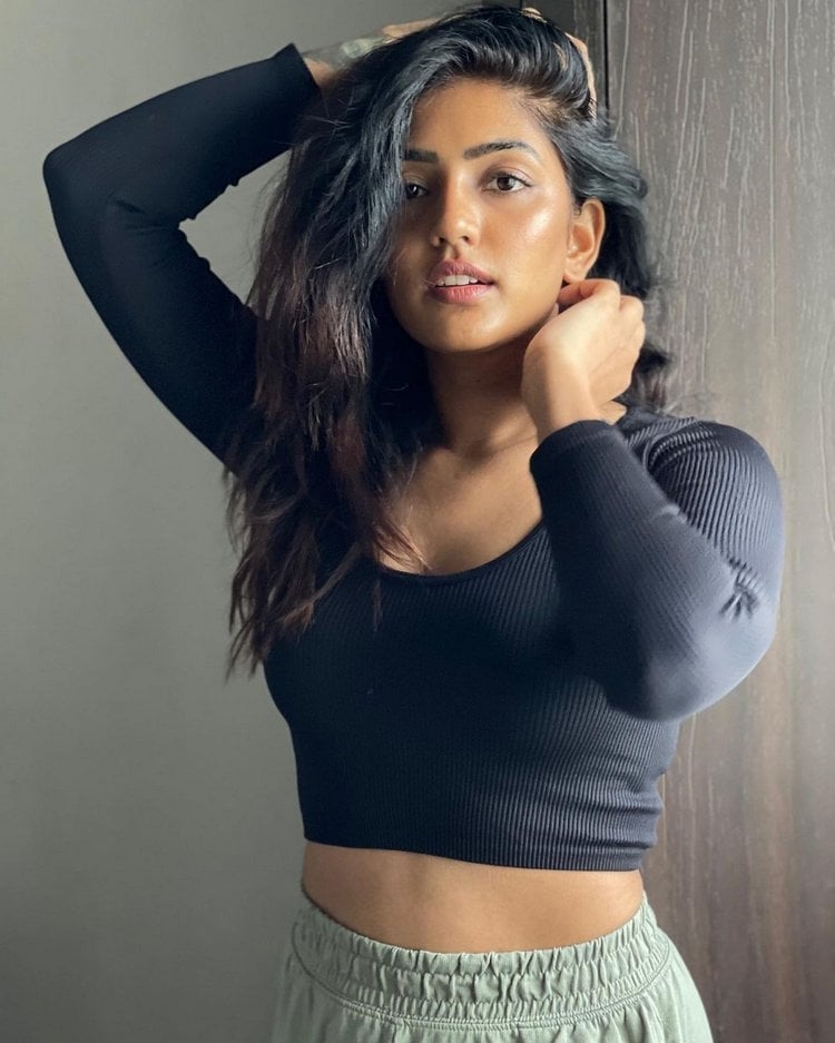 Actress Eesha Rebba Hot In Black Top