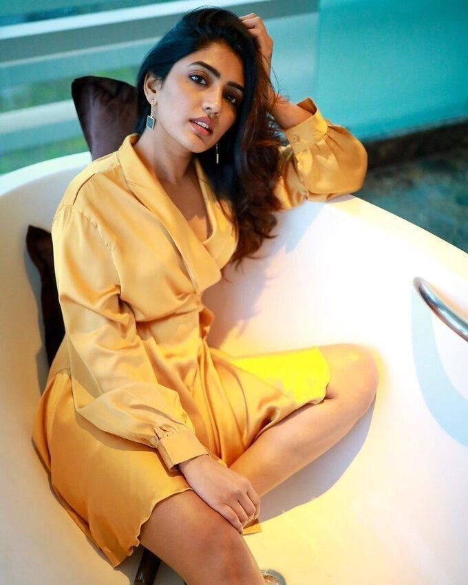 Actress Eesha Rebba Image Collection