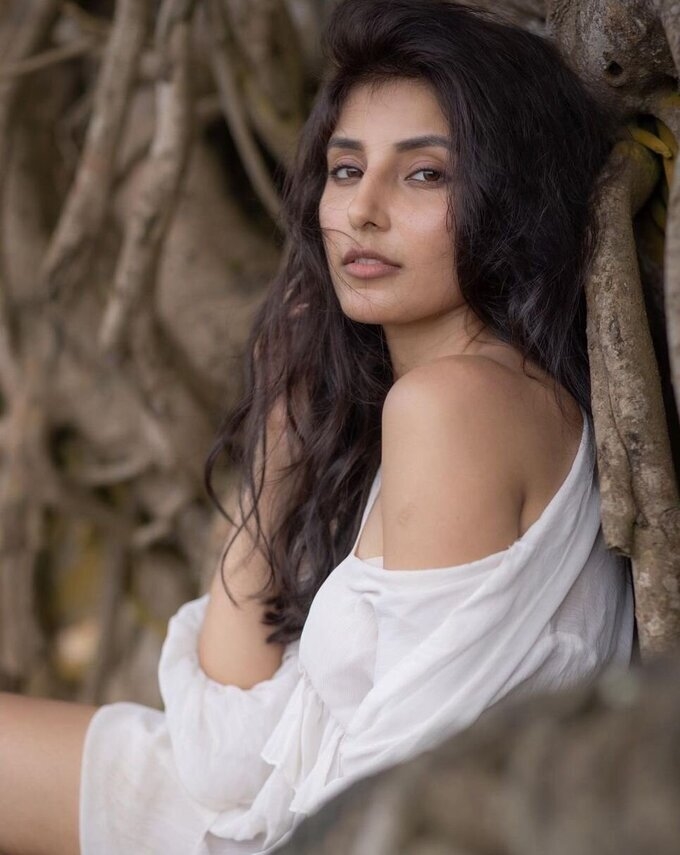 Actress Harshita Gaur Latest Photos