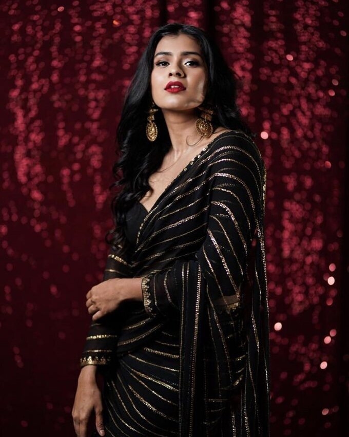 Actress Hebah Patel Hot Stunning Photos
