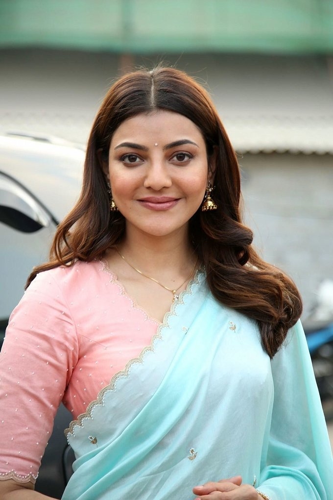 Actress Kajal Aggarwal Stunning Images In Blue Saree