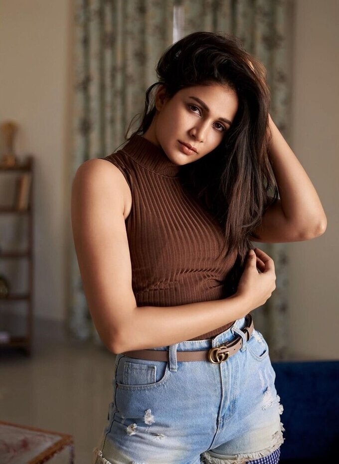 Actress Lavanya Tripathi Image Collection