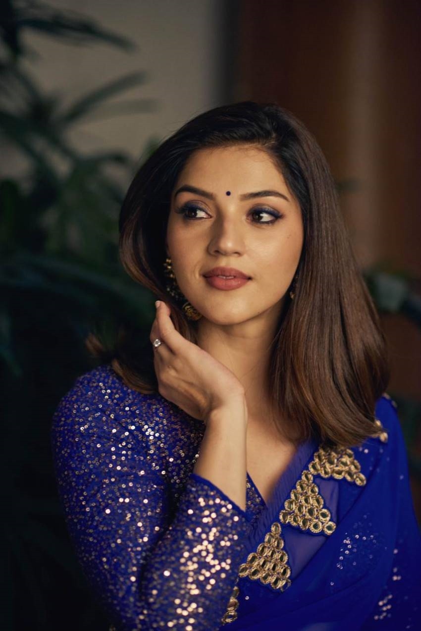 Actress Mehreen Pirzada Latest Images