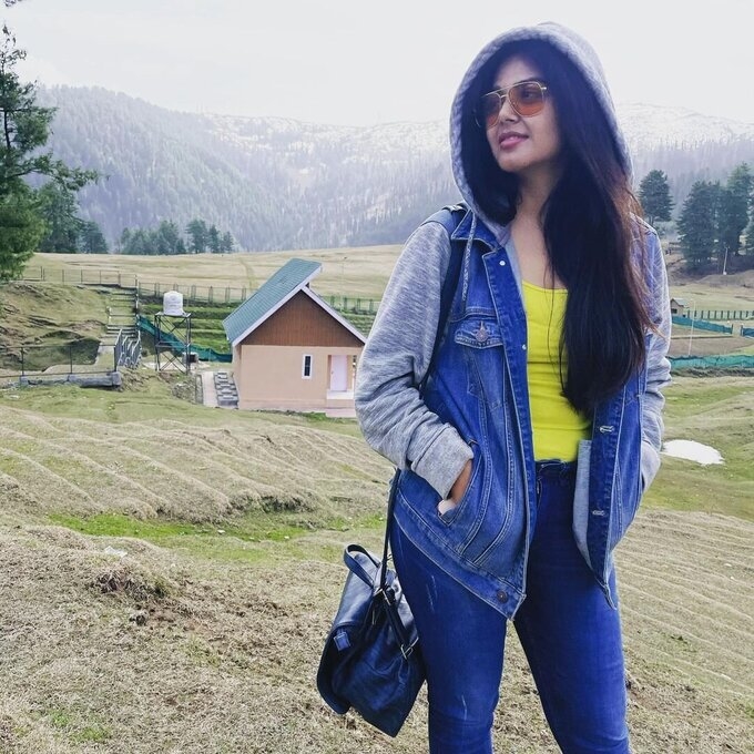 Actress Monal Gajjar Latest Images