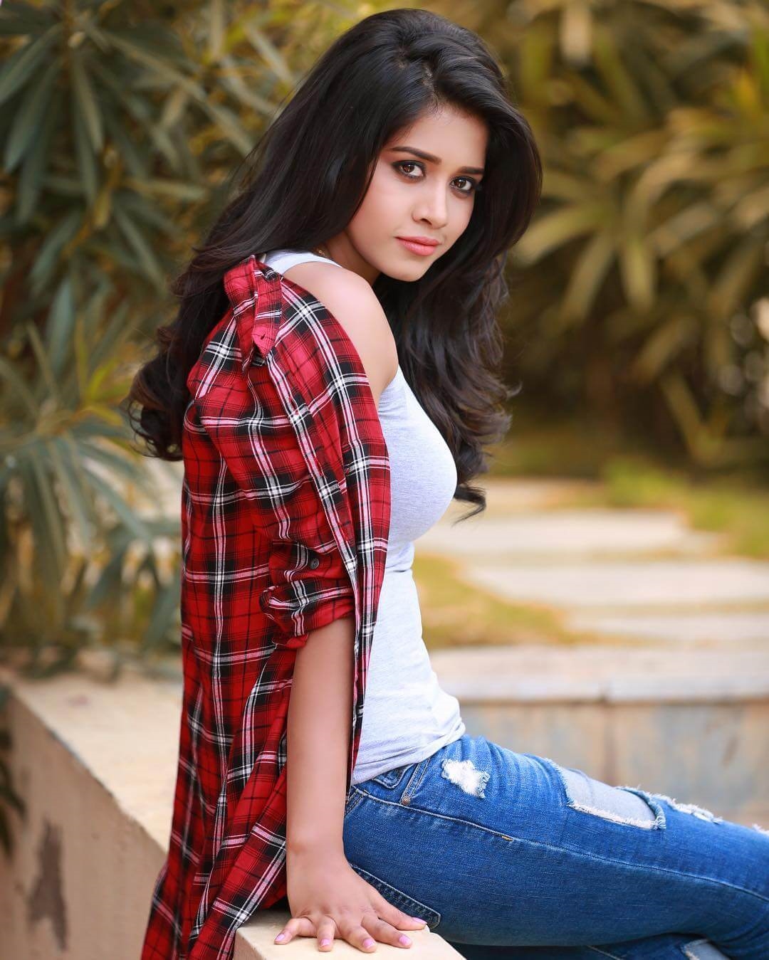 Actress Nabha Natesh Stunning Hot Images