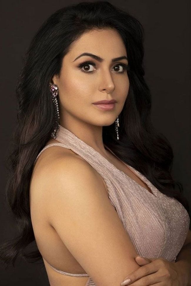 Actress Nandini Rai Image Collection