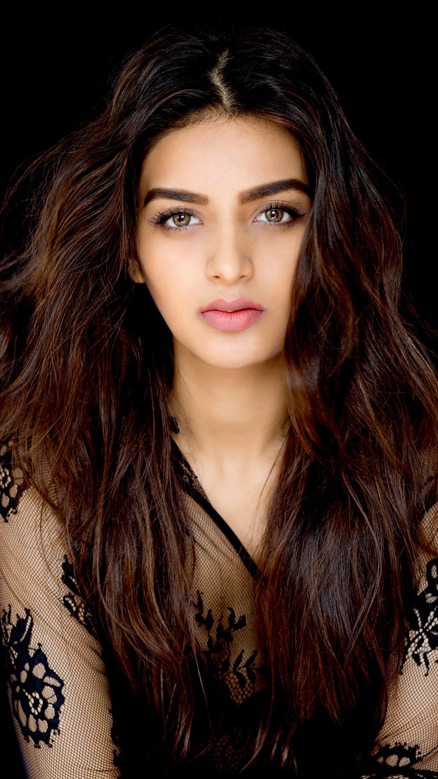 Actress Niddhi Agerwal Hot Image Collection