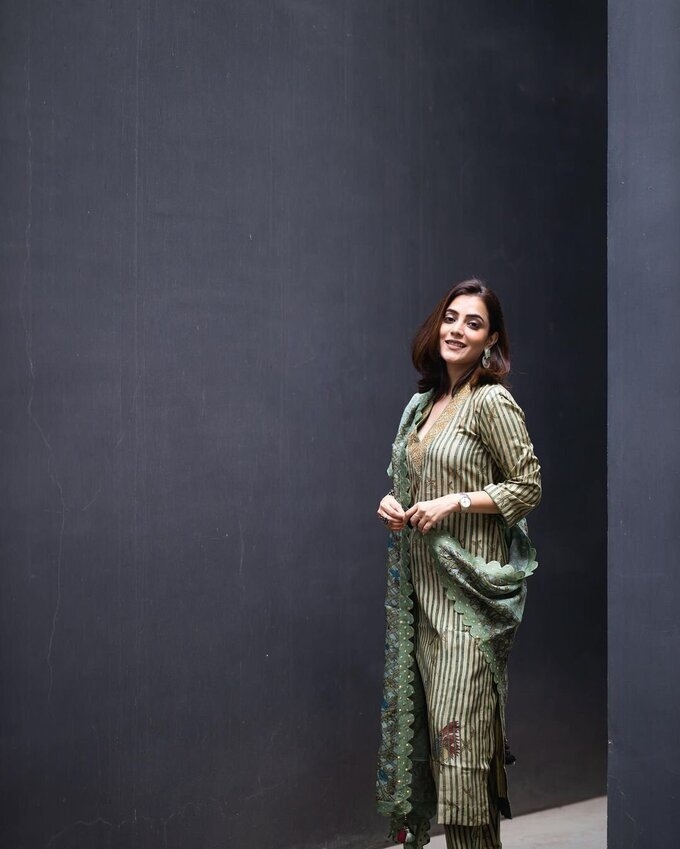 Actress Nisha Agarwal Latest Images