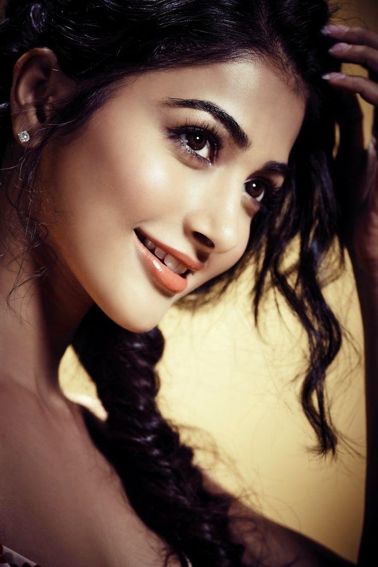 Actress Pooja Hegde Hot Gallery