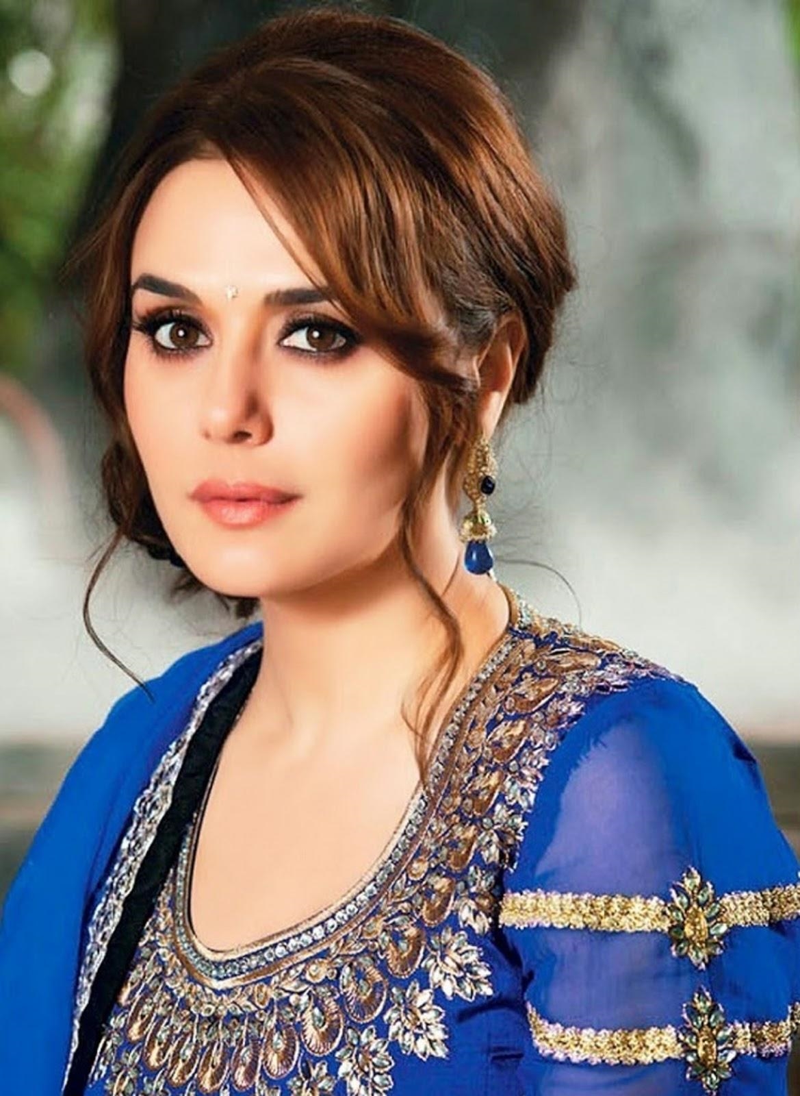 Actress Preity Zinta Gorgeous Images