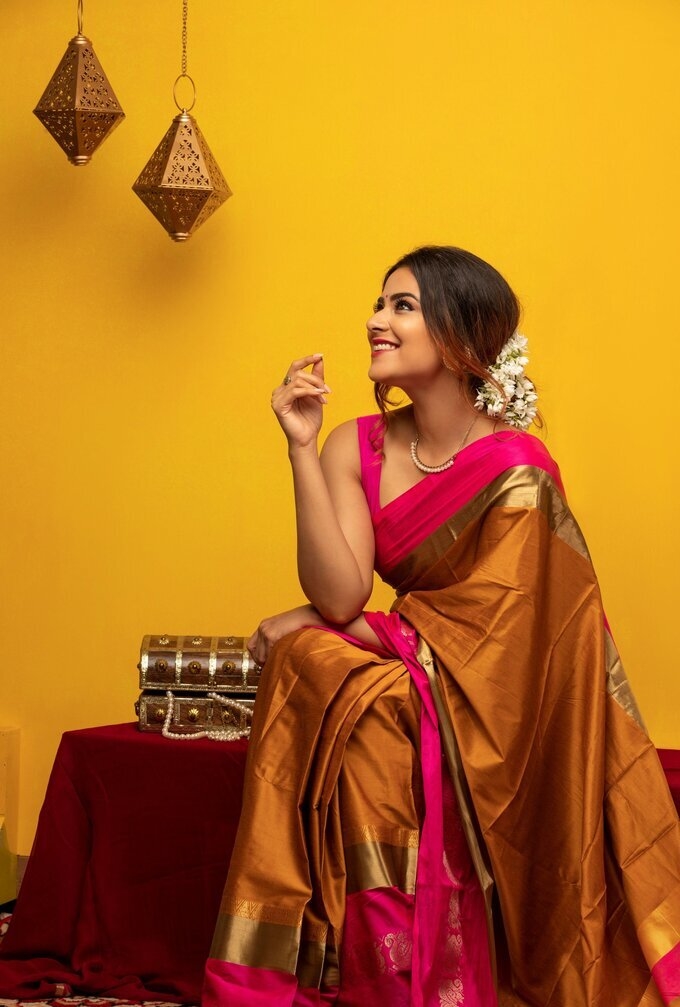 Actress Priyanka Sharma Latest Images In Saree