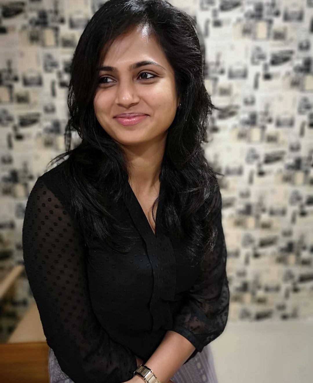 Actress Ramya Pandiyan Image Collection