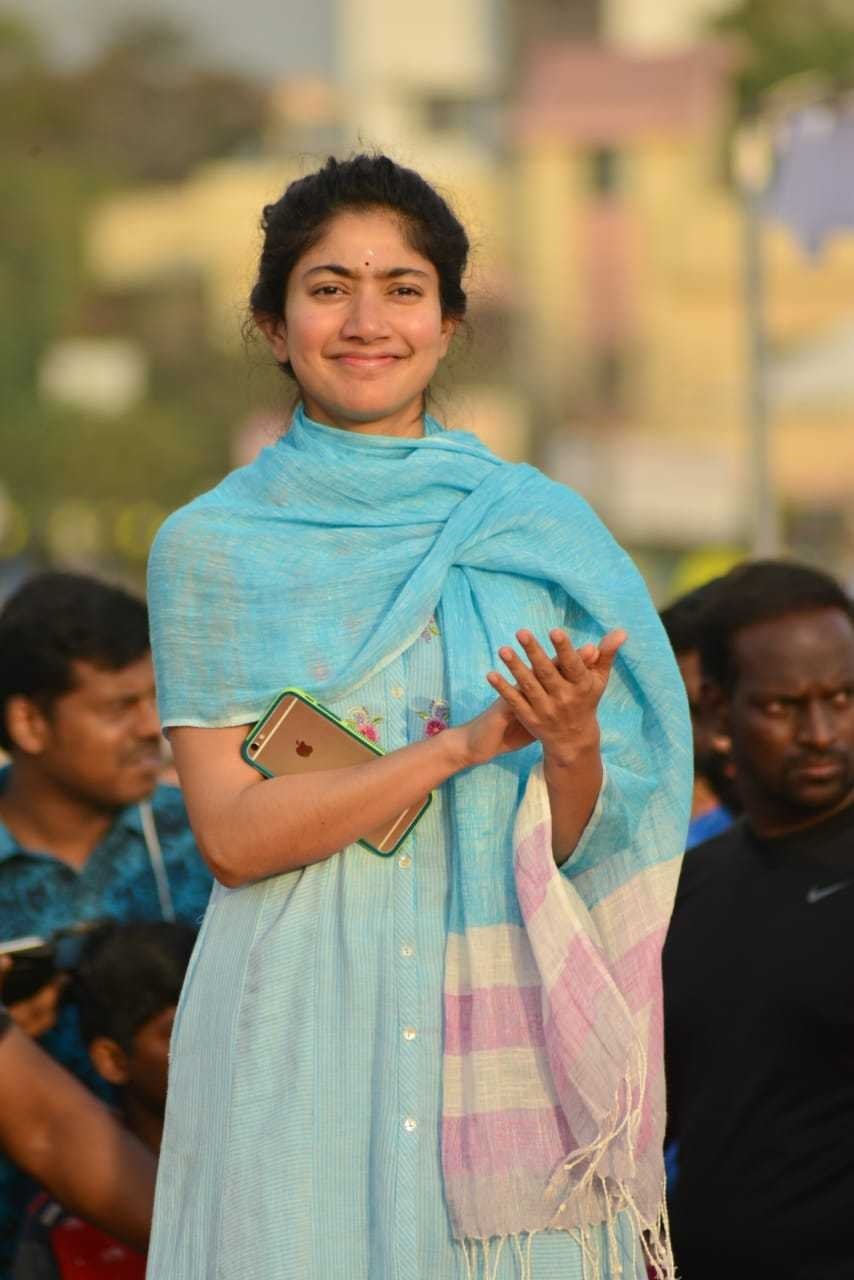 Actress Sai Pallavi Cute Candid Images