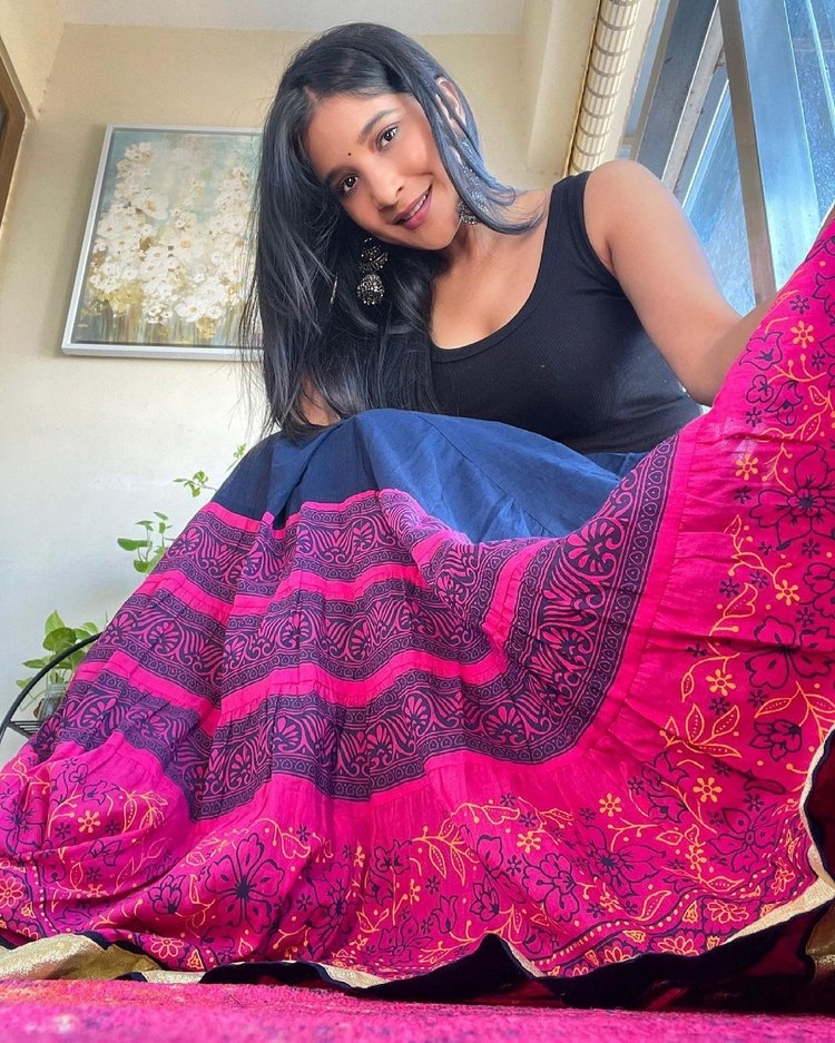 Actress Sakshi Agarwal Latest Image Collection