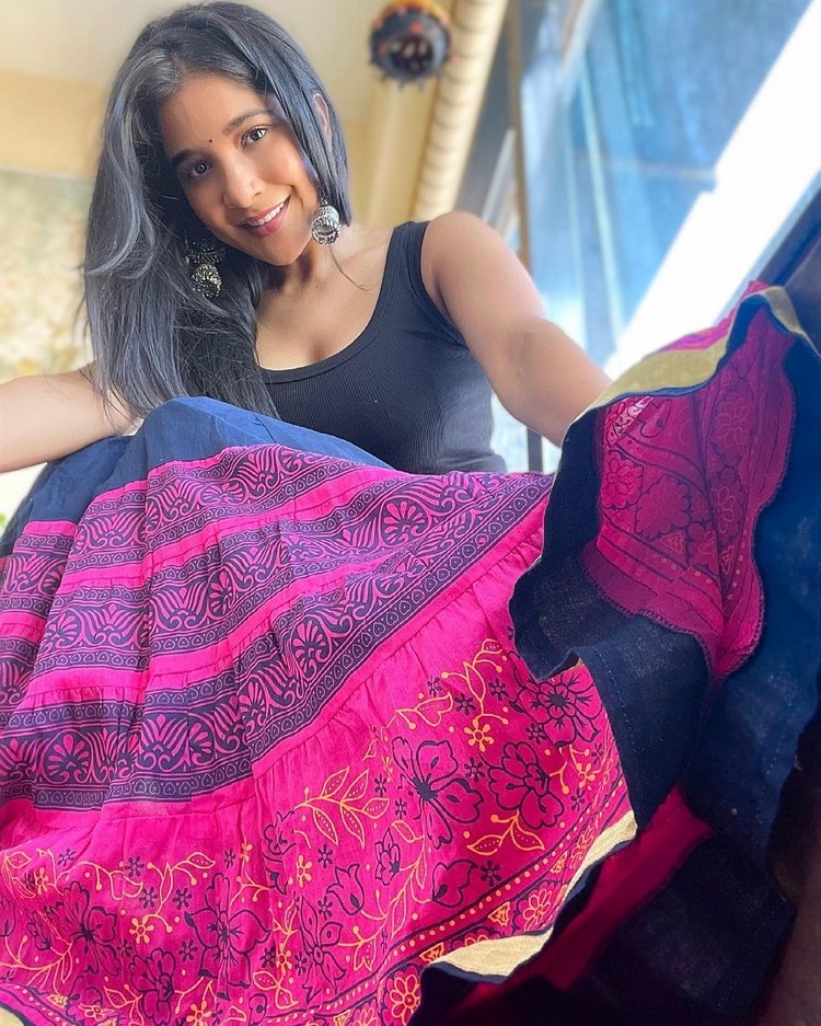 Actress Sakshi Agarwal Latest Image Collection