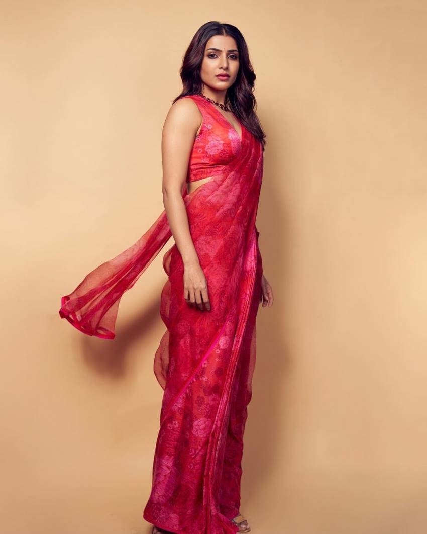 Actress Samantha Akkineni Images In Saree