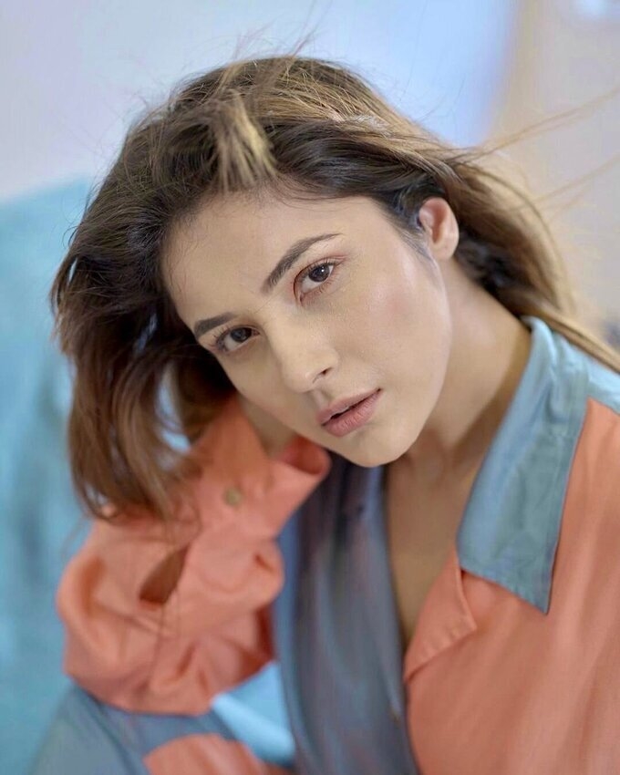 Actress Shehnaaz Kaur Gill Latest Hot Images