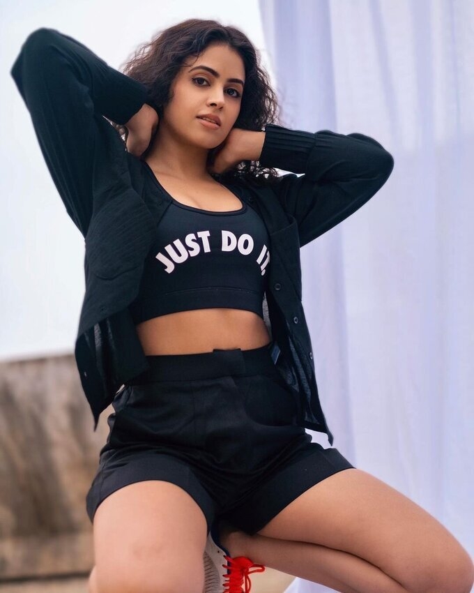 Actress Shobhitha Rana Latest Hot Images