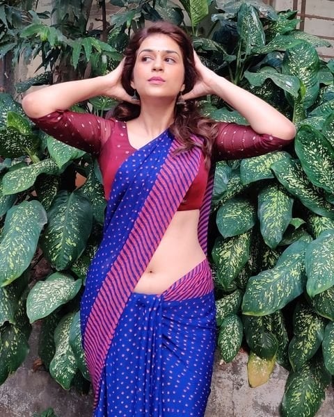 Actress Shraddha Das Latest Hot Images