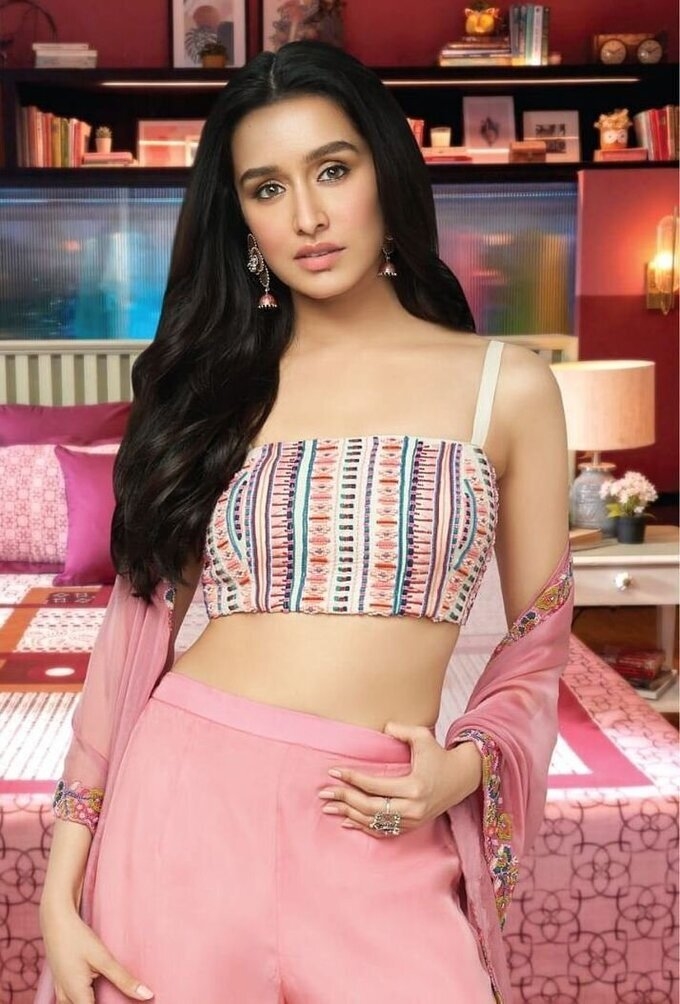 Actress Shraddha Kapoor Latest Cute Images