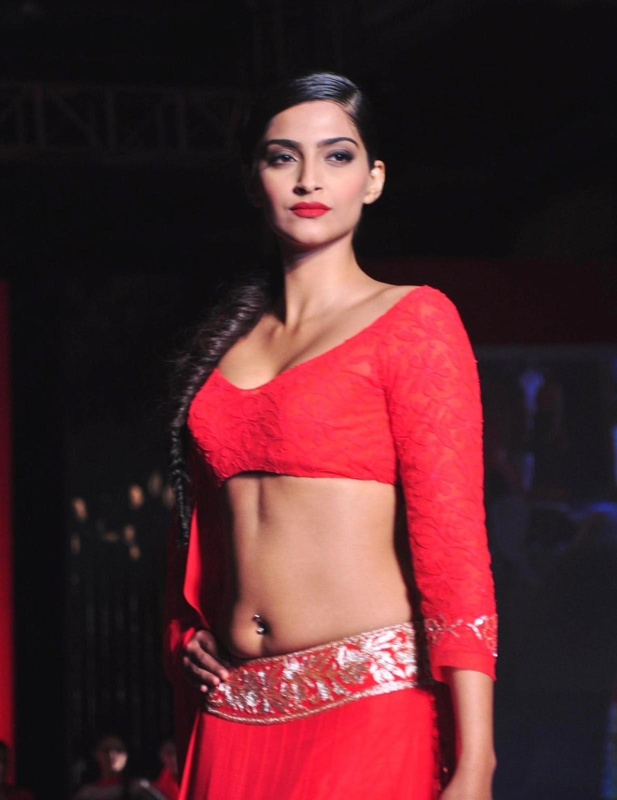 Actress Sonam Kapoor Image Collection