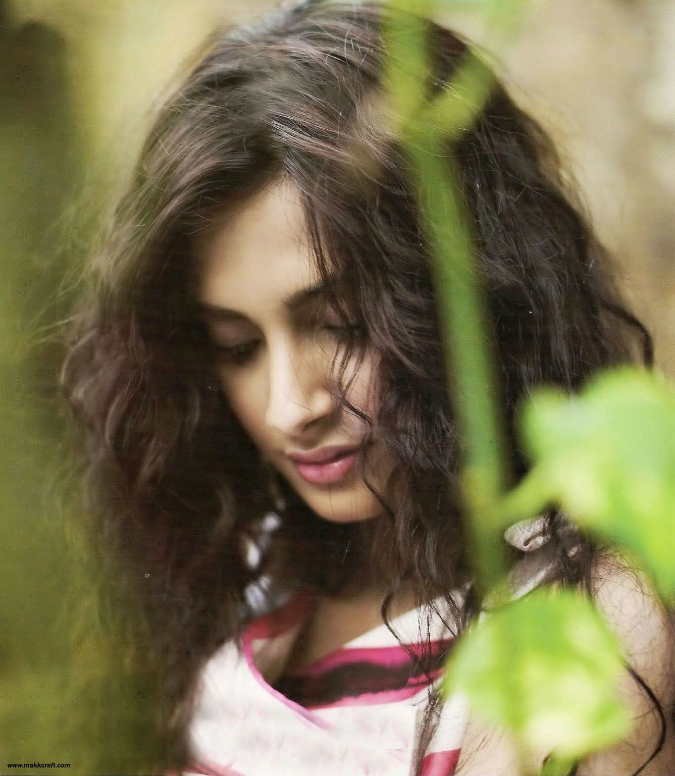 Actress Sonam Kapoor Image Collection