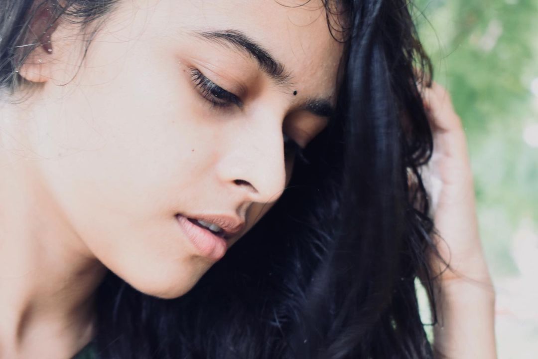 Actress Sri Divya Beautiful Images