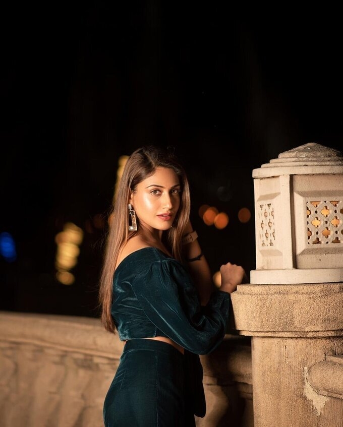 Actress Surbhi Chandna Latest Images