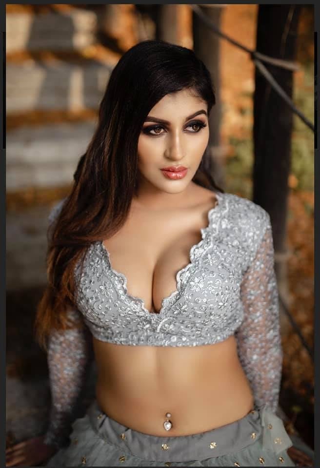 Actress Yashika Anand Hot Photos