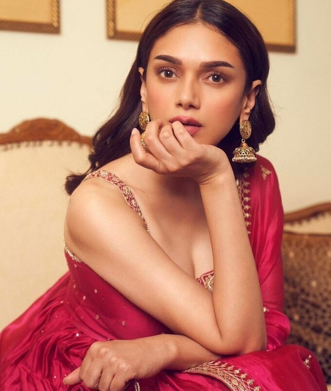 Aditi Rao Hydari Amazing Photos