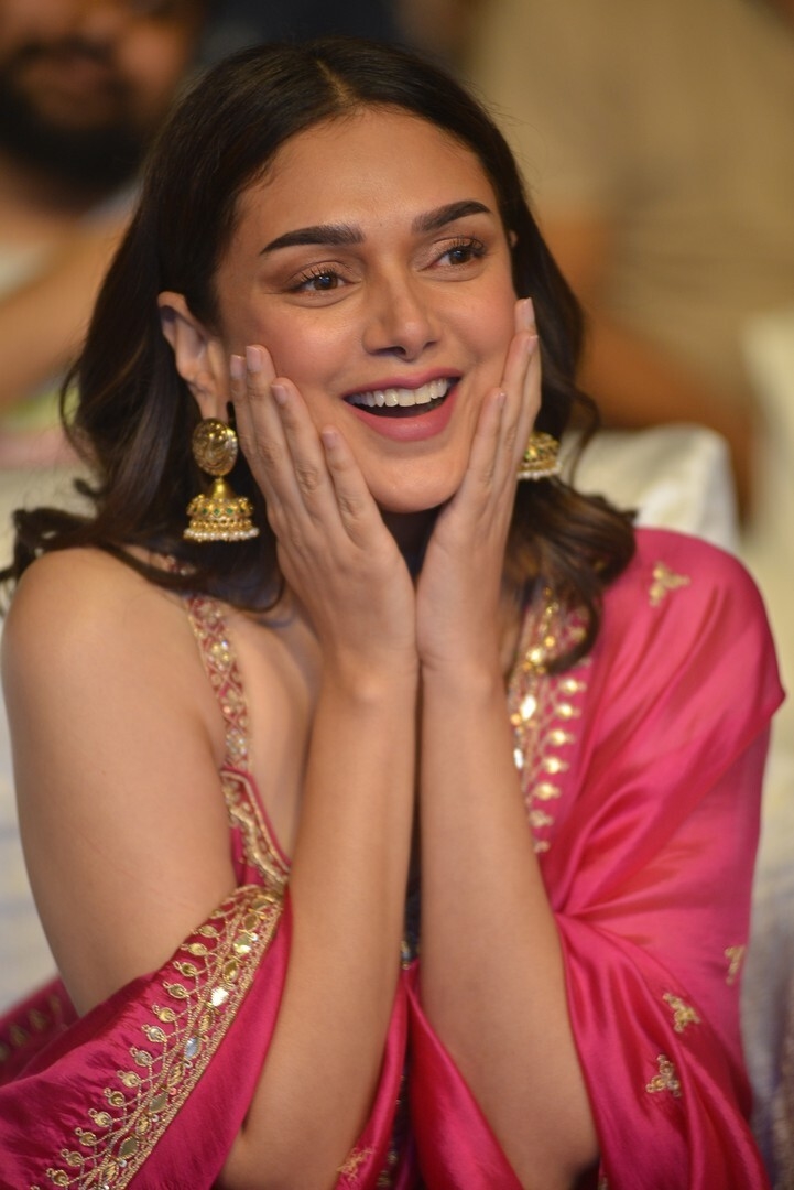 Aditi Rao Hydari New Stills In Event