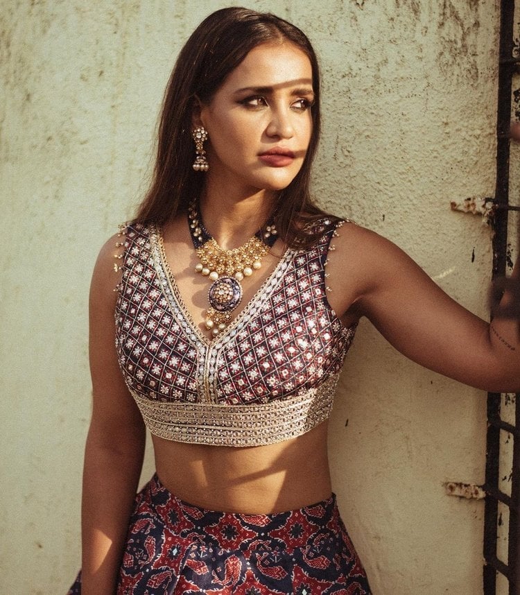 Aisha Sharma New Images Collection