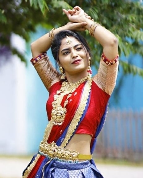 Alekhya Harika New Images In Half Saree