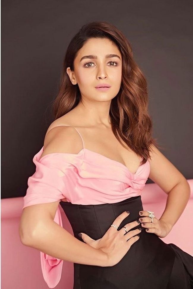 Alia Bhatt Latest Sexy Photos