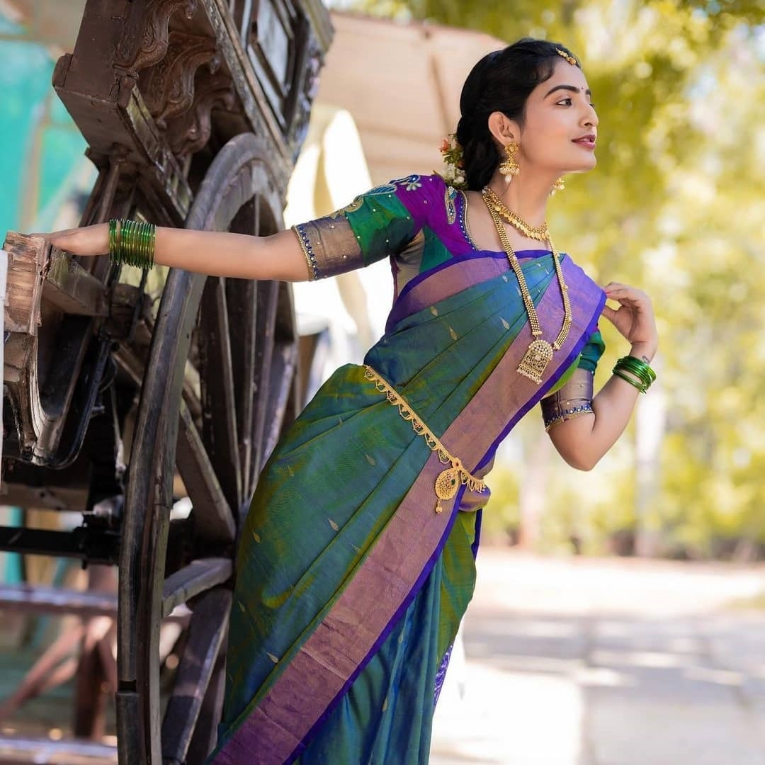 Ananya Nagalla Images In Traditional Saree