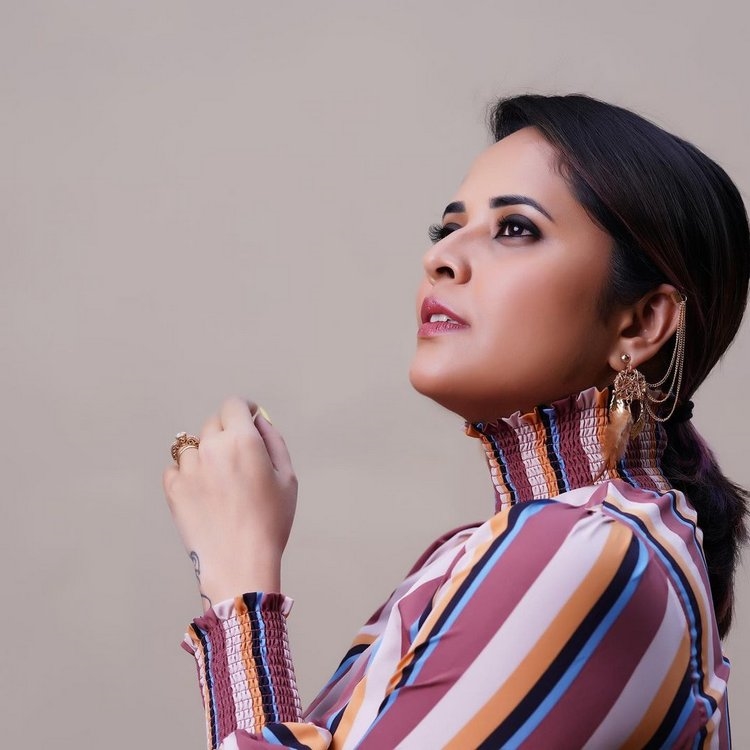 Anasuya Bharadwaj Amazing New Images