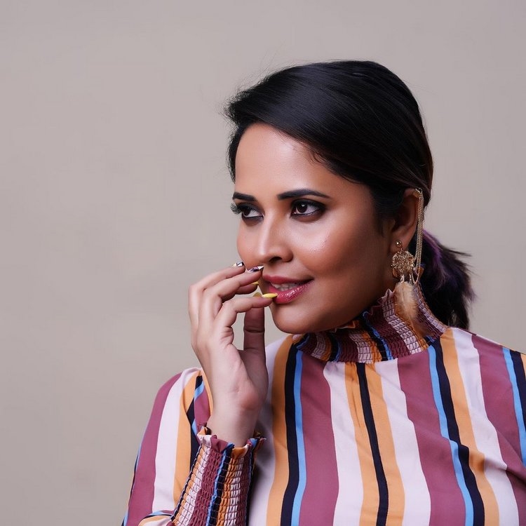 Anasuya Bharadwaj Amazing New Images