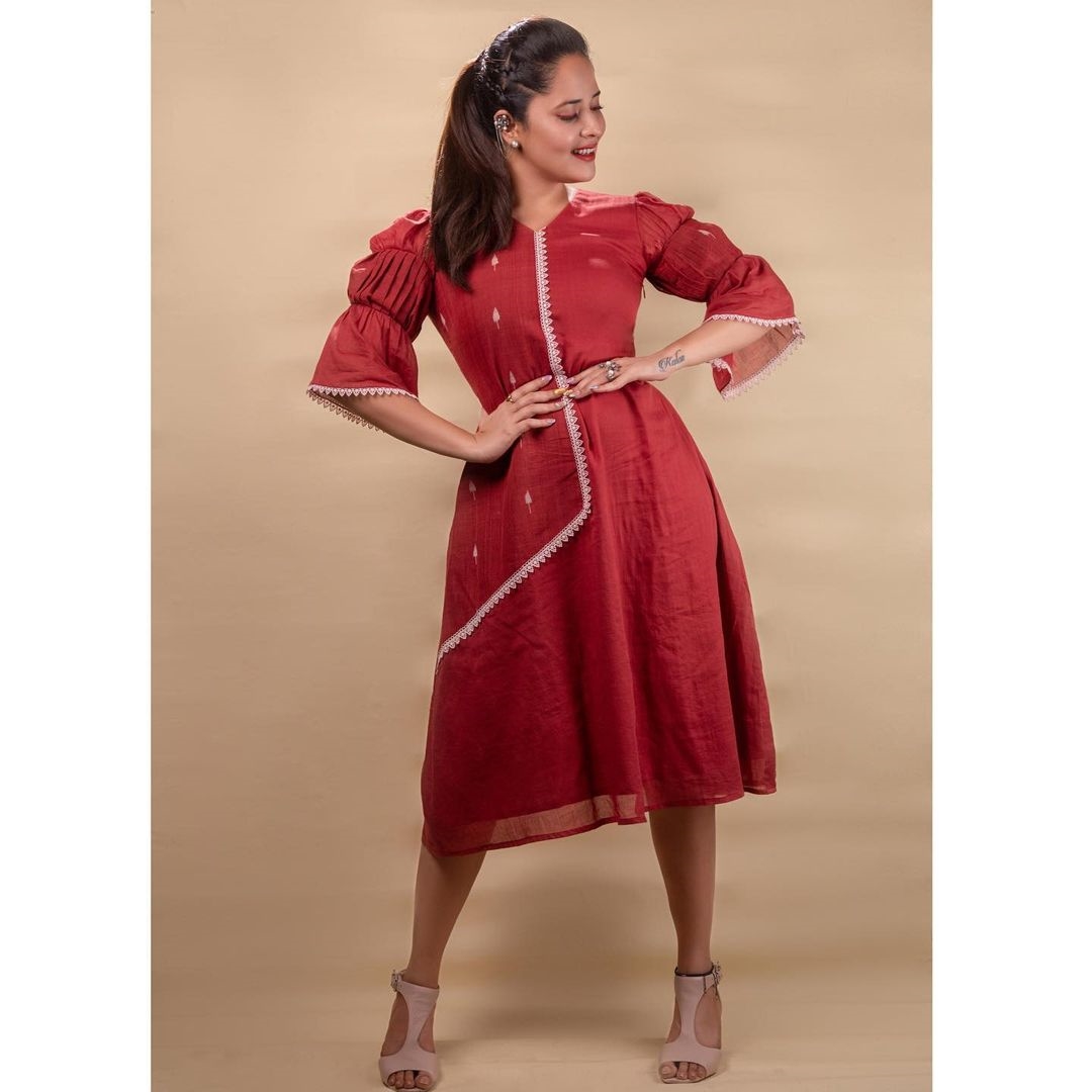Anasuya Bharadwaj Images In Jabarasth New Episode