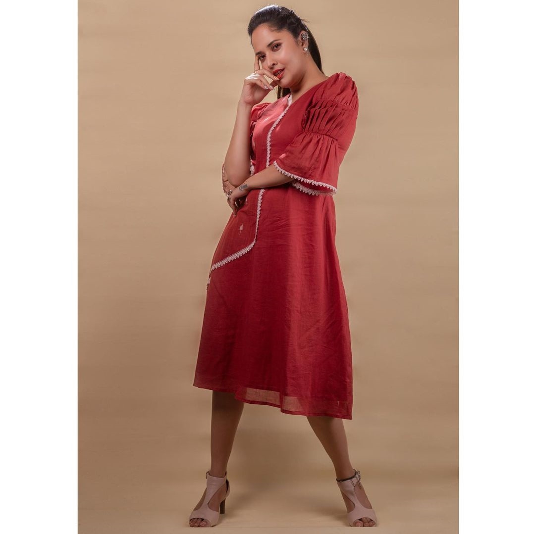 Anasuya Bharadwaj Images In Jabarasth New Episode