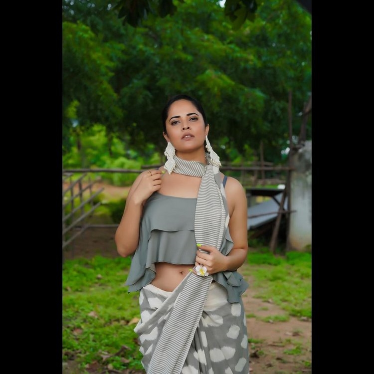 Anasuya Bharadwaj New Images Out Fit