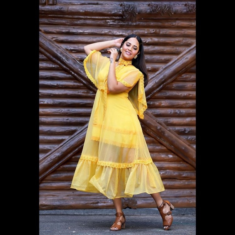 Anasuya Bharadwaj Stunning Photos