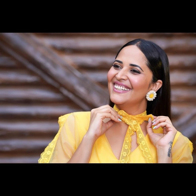 Anasuya Bharadwaj Stunning Photos